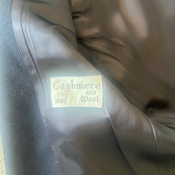 Vintage Men's San Remo Long Dress Coat, Navy, 38R - Picture 8 of 11